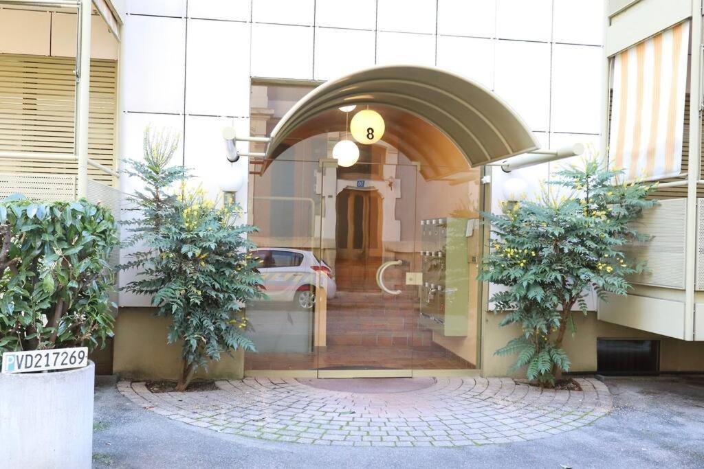 Comfortable, Very Well Located Between Train Station And Lake! Lausanne Exterior foto